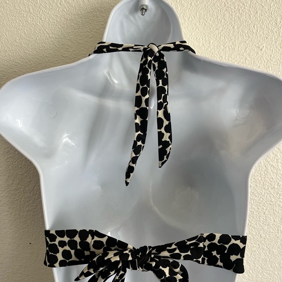 3/$20 Victoria’s Secret Bikini Top - Picture 6 of 9